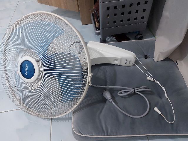 พัดลมติดผนัง mitsubishi w16-ga