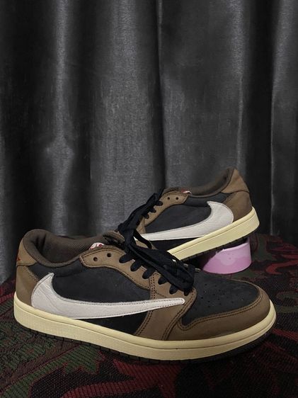 Nike Air Jordan Travis Scott size 9.5 US