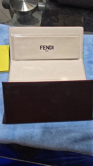 กรอบแว่นสายตา fendi ของใหม่แท้ 100 เปอร์เซ็น รูปที่ 6