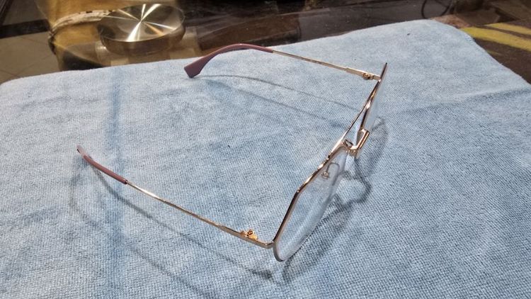 กรอบแว่นสายตา fendi ของใหม่แท้ 100 เปอร์เซ็น รูปที่ 5