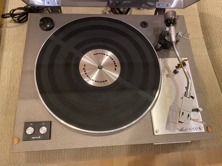เครื่องเล่นแผ่นเสียง Marantz   รูปที่ 5