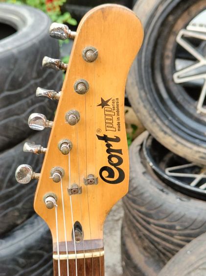 กีต้าร์ไฟฟ้า ถูกๆ รูปที่ 5