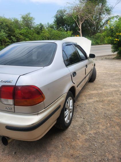 Honda Civic 1998 1.6 VTi Sedan เบนซิน ไม่ติดแก๊ส เกียร์ธรรมดา น้ำตาล รูปที่ 4