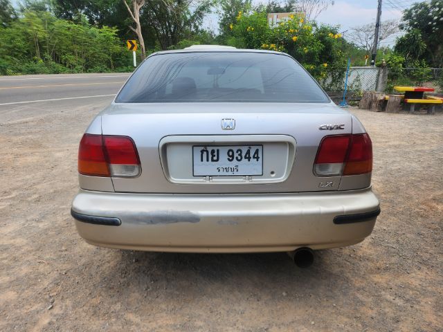 Honda Civic 1998 1.6 VTi Sedan เบนซิน ไม่ติดแก๊ส เกียร์ธรรมดา น้ำตาล รูปที่ 3