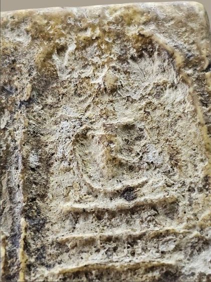 สมเด็จบางขุนพรหม พิมพ์เส้นด้าย แขนกลม กรุบางขุนพรหม รูปที่ 3