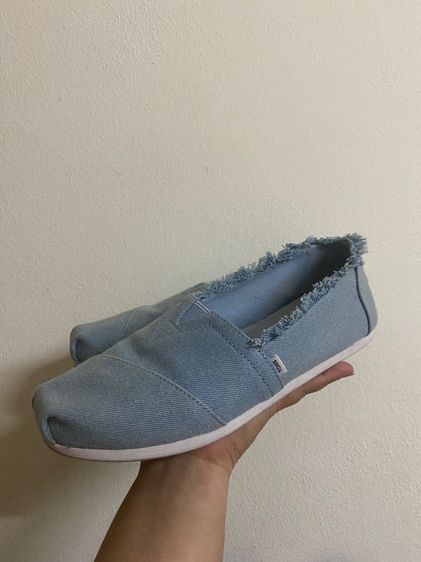 รองเท้าส้นแบน ฟ้า ผ้าใบ UK 4.5 | EU 37 1/3 | US 6 รองเท้า TOMS
