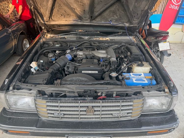 รถ Toyota Crown 2.8 Super Saloon สี ดำ