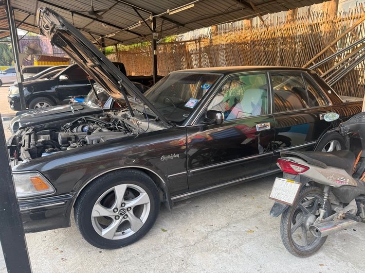 Toyota Crown 1990 2.8 Super Saloon Sedan เบนซิน LPG เกียร์อัตโนมัติ ดำ รูปที่ 3