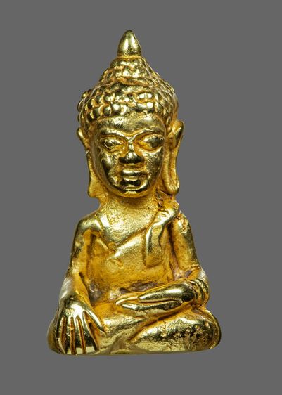 พระยอดธงเนื้อทองสวยมาก