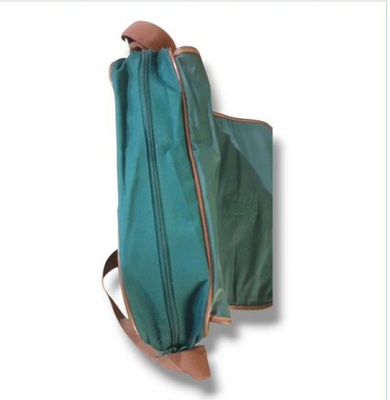 Lacoste Cross body ฐาน 14.5 ยาว 11.5 cm รูปที่ 3