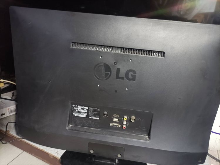 LG led tv 24 นิ้ว รุ่น 24mn42a ทำจอคอมได้ดูทีวีดิจิตอลก็ดี มีรีโมทและอะแดบเตอร์ให้ ขาย 790 บาท รูปที่ 2