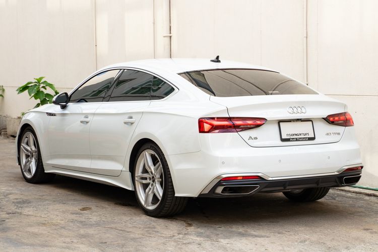 Audi Audi A5 2021 Sportback 40 TFSI S-Line Sedan เบนซิน ไม่ติดแก๊ส เกียร์อัตโนมัติ ขาว รูปที่ 3