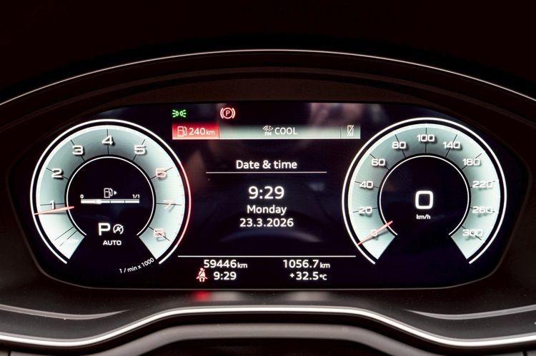 Audi Audi A5 2021 Sportback 40 TFSI S-Line Sedan เบนซิน ไม่ติดแก๊ส เกียร์อัตโนมัติ ขาว รูปที่ 2