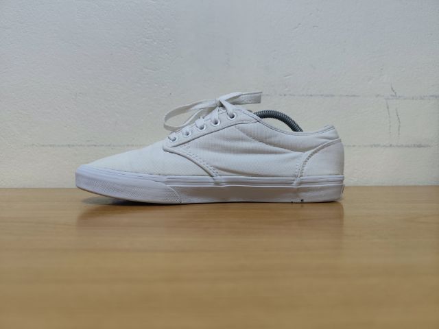 VANS ผ้าใบขาว 41.0 26.5 แท้ มือสอง รูปที่ 3