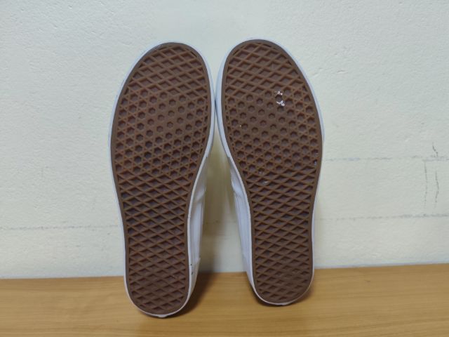 VANS ผ้าใบขาว 41.0 26.5 แท้ มือสอง รูปที่ 9