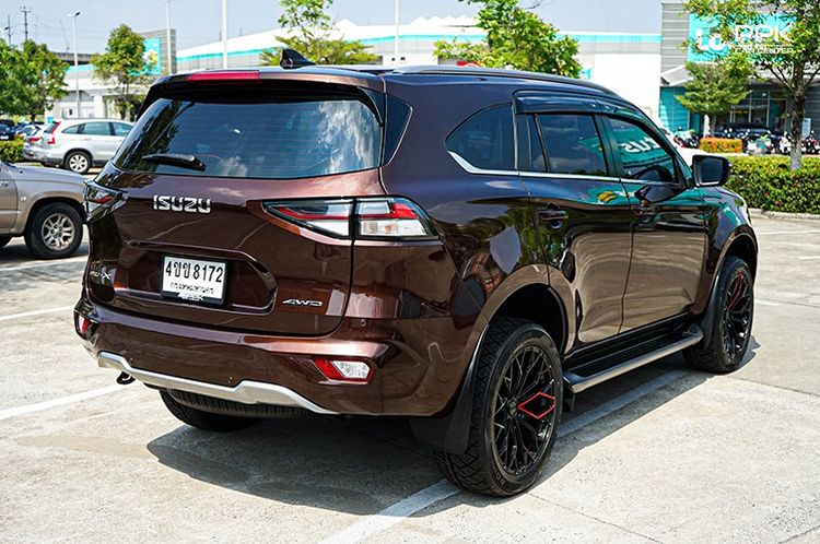 Isuzu MU-X 2021 3.0 Ultimate AT 2WD Utility-car ดีเซล เกียร์อัตโนมัติ น้ำตาล รูปที่ 4