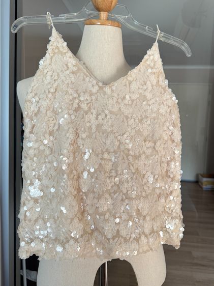 สายเดี่ยวปักเลื่อม Top Sling Double Layers Sequin In Beige