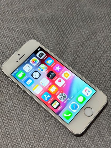 iPhone5s 16GB สีเงิน สภาพสวย รูปที่ 2