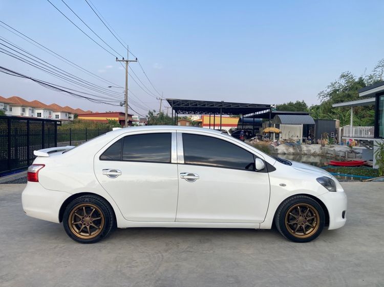 Toyota Vios 2013 1.5 J Sedan เบนซิน ไม่ติดแก๊ส เกียร์อัตโนมัติ ขาว รูปที่ 4