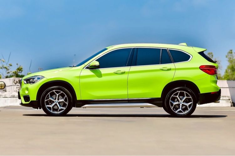 BMW X1 2020 2.0 sDrive18d xLine Utility-car เบนซิน ไม่ติดแก๊ส เกียร์อัตโนมัติ เขียว รูปที่ 2