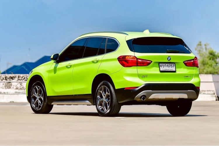 BMW X1 2020 2.0 sDrive18d xLine Utility-car เบนซิน ไม่ติดแก๊ส เกียร์อัตโนมัติ เขียว รูปที่ 4