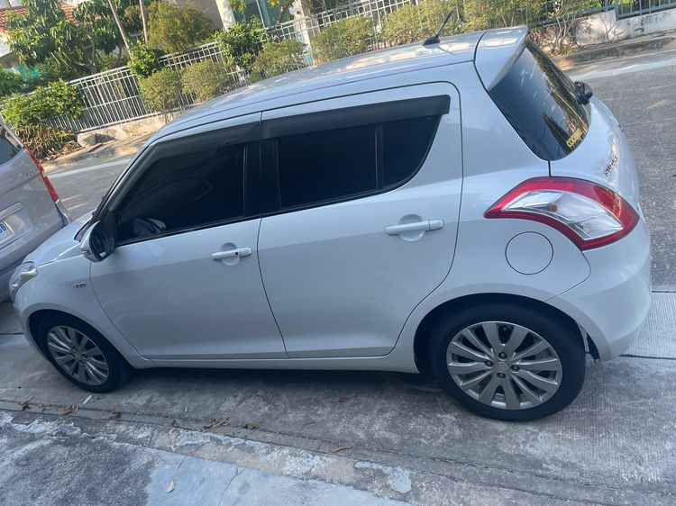 Suzuki Swift 2013 1.2 GLX Sedan เบนซิน เกียร์อัตโนมัติ ขาว รูปที่ 2