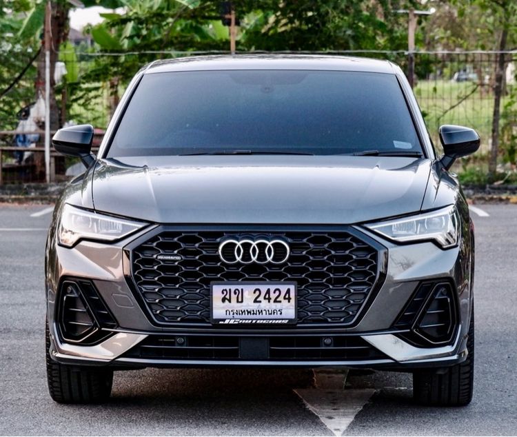 Audi Audi Q3  2021 2.0 TFSI Quattro 4WD Sedan เบนซิน ไม่ติดแก๊ส เกียร์อัตโนมัติ เทา รูปที่ 2