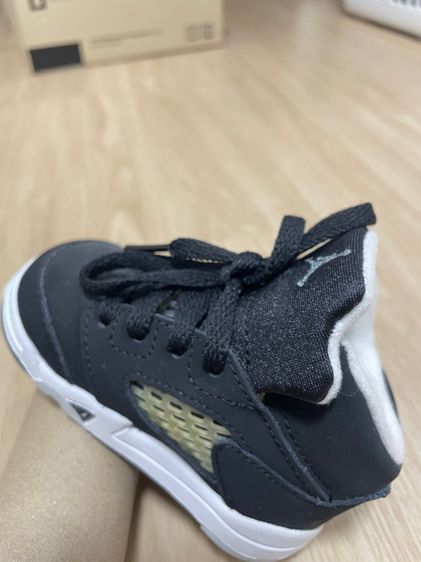รองเท้า Jordan Retro 5 TD รูปที่ 3