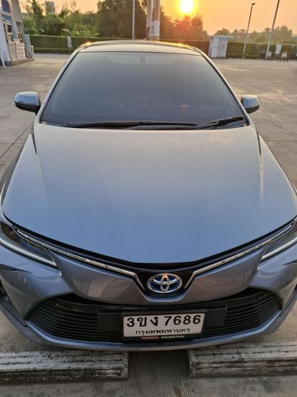 รถ Toyota Altis 1.8 Hybrid High สี เทา