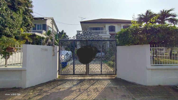 Land and Houses มีบางส่วน สร้างเสร็จก่อน 2010 ใช่ ขายบ้านเดี่ยว2ชั้นเจ้าของขายเอง รูปที่ 4