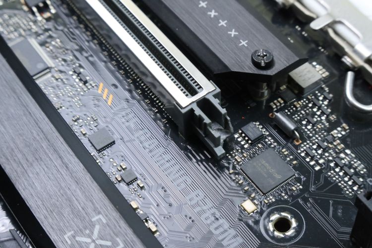 ASUS TUF GAMING B760M-PLUS WiFi DDR5 Mainbord รูปที่ 10