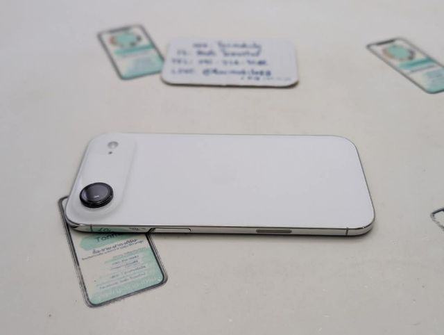 iPhone Air 256 Gold ศูนย์ไทย สภาพใหม่เอี่ยม อุปกรณ์ครบยกกล่อง ประกันยาว 10 เดือน รอบชาร์จ 26 รอบ สุขภาพแบต 100 เพียง 25,990 บาท ครับ  รูปที่ 5