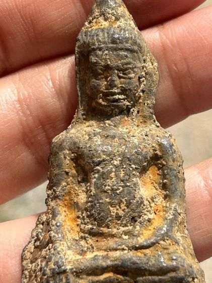 พระเครื่องไม่ทราบที รูปที่ 4