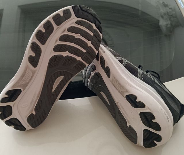 ขายถูก Asics size 40-255cm สีดำ สภาพสวย ของแท้ รูปที่ 6