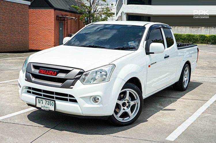 รถ Isuzu D-MAX 1.9 S สี ขาว