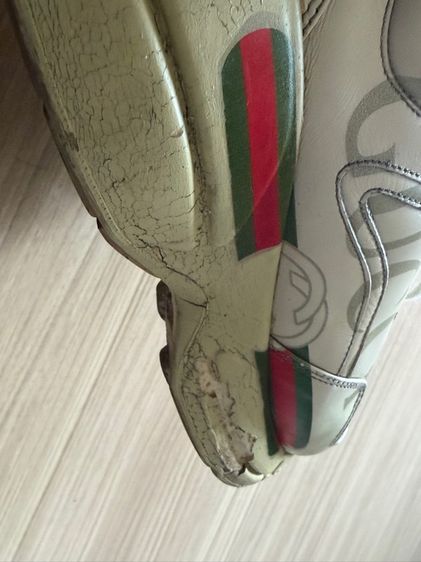 ขาย Rhyton Gucci logo leather ของเเท้ ตามสภาพ รูปที่ 6