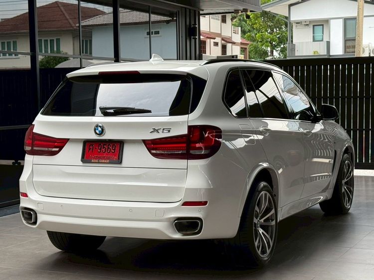 BMW X5 2018 3.0 xDrive30d M Sport 4WD Utility-car ดีเซล ไม่ติดแก๊ส เกียร์อัตโนมัติ ขาว รูปที่ 4