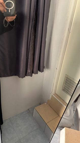 กระจกร้านเสื้อผ้าของใหม่แกะกล่อง รูปที่ 5