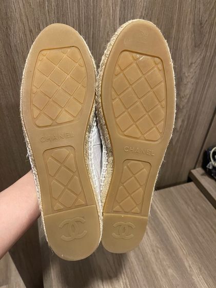 รองเท้าChanel CC Cap Toe Logo Espadrille Silver Black  รูปที่ 8