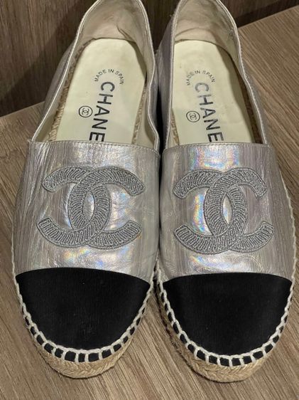 รองเท้าChanel CC Cap Toe Logo Espadrille Silver Black  รูปที่ 5