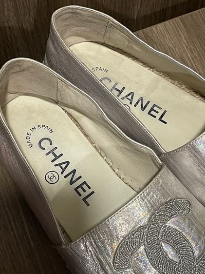 รองเท้าChanel CC Cap Toe Logo Espadrille Silver Black  รูปที่ 4