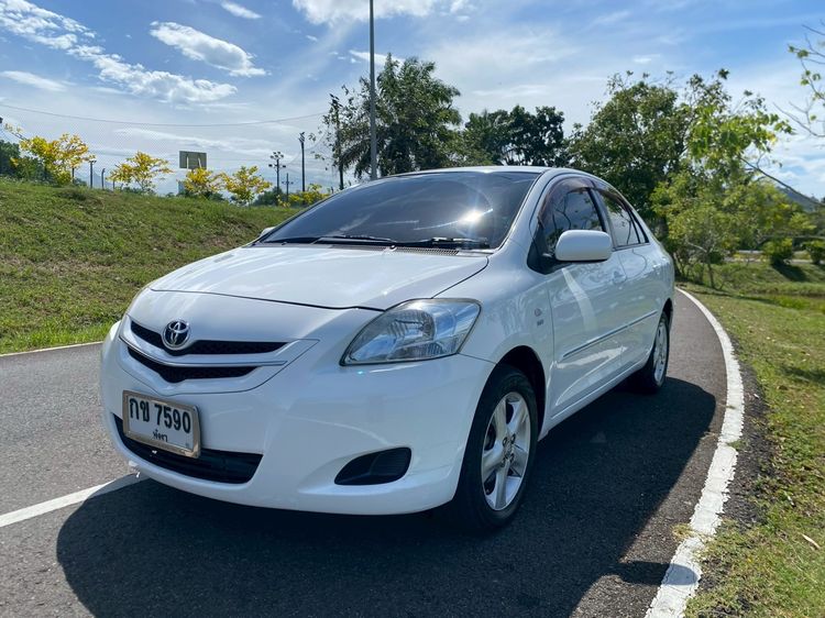 รถ Toyota Vios 1.5 ES สี ขาว