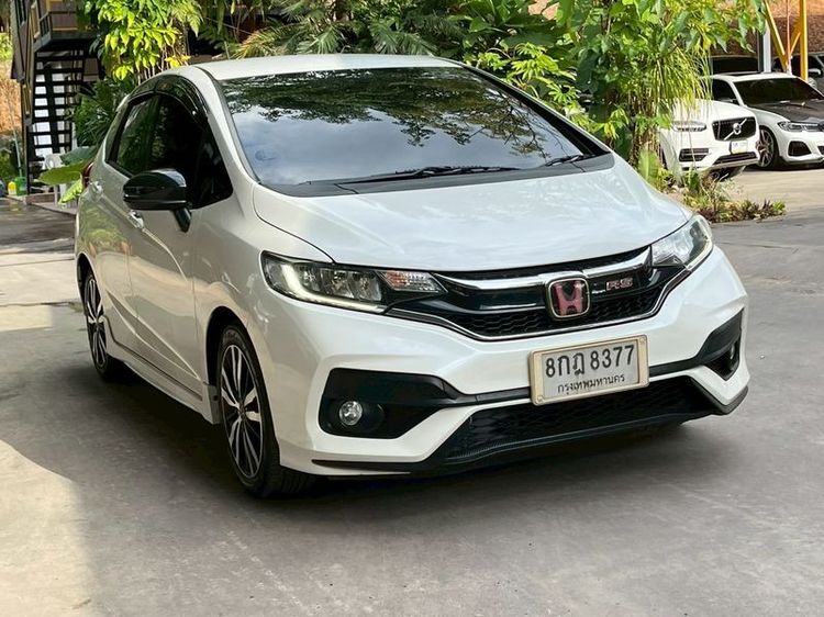 Honda Jazz 2018 1.5 RS i-VTEC Sedan เบนซิน ไม่ติดแก๊ส เกียร์อัตโนมัติ ขาว รูปที่ 3