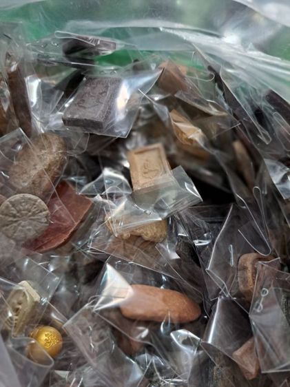 พระกรุเนื้อผง เนื้อดินทั้งหมด หน้าพระสวยเหมาะสำหรับ ไลฟ์สดขาย หรือตั้งแผง