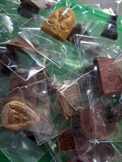 พระกรุเนื้อผง เนื้อดินทั้งหมด หน้าพระสวยเหมาะสำหรับ ไลฟ์สดขาย หรือตั้งแผง รูปที่ 3