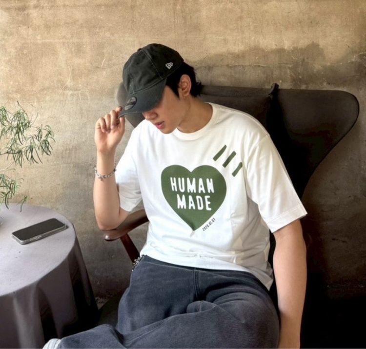 ขาว Human Made Daily ของใหม่ ของแท้  3,900