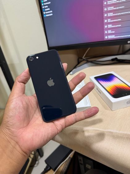 iPhone SE3 64GB Black เครื่องศูนย์แท้จอแท้ เดิมๆ กล้องสวย สอบถามได้ รูปที่ 2