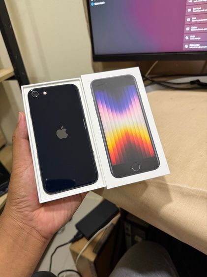iPhone SE3 64GB Black เครื่องศูนย์แท้จอแท้ เดิมๆ กล้องสวย สอบถามได้