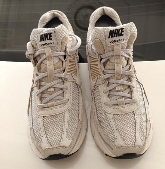 ขาย Nike Vomero 5 สีครีม นิยม size 42.5-270cm ของแท้ สภาพสวย รูปที่ 2