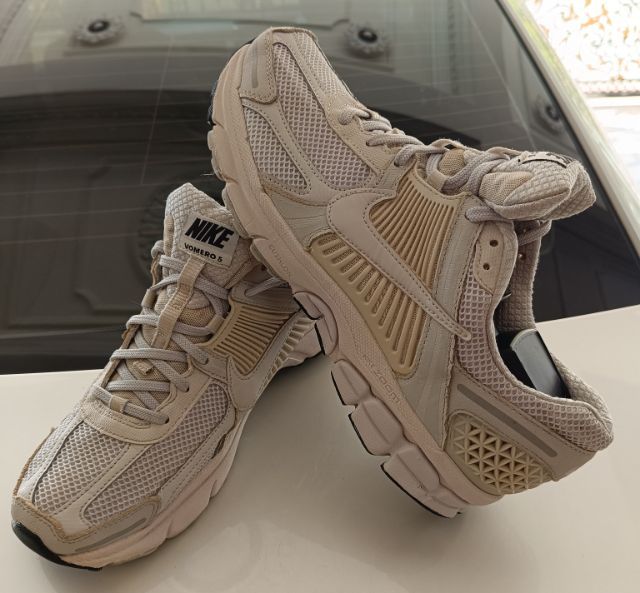 ขาย Nike Vomero 5 สีครีม นิยม size 42.5-270cm ของแท้ สภาพสวย รูปที่ 3